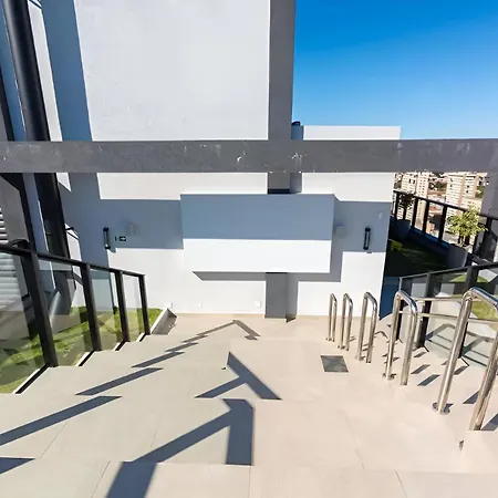 Studio perto Shopping Estação com Piscina interna aquecida, Academia e Terraço Lindo pôr do Sol-2